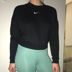 Adorable Nike cropped sweatshirt with open back